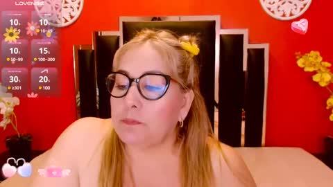 Snapshot of nayla_garner chatting on 5, 3, 2025 Lady Nayla online show from 5, 3, 2025