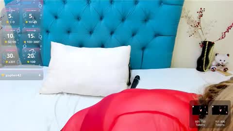 Snapshot of nayla_garner chatting on 26, 11, 2025 Lady Nayla online show from 26, 11, 2025