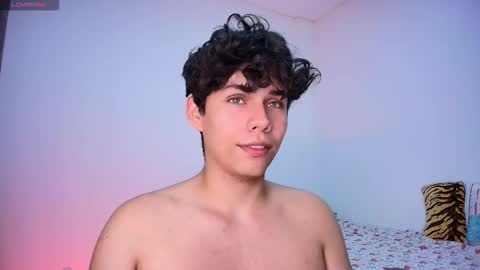 Snapshot of nayton_and_lex chatting on 6, 11, 2025 Naytoon online show from 6, 11, 2025