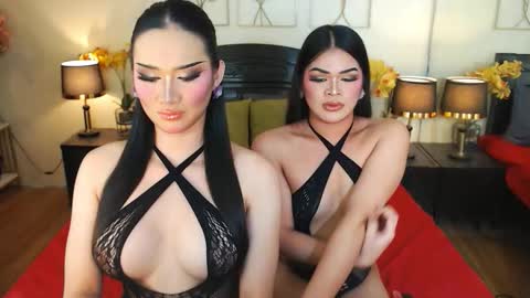 Snapshot of nayumi_edwards chatting on 28, 10, 2025 F R A N Z I A online show from 28, 10, 2025