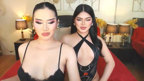 Snapshot of nayumi_edwards chatting on 3, 12, 2025 F R A N Z I A online show from 3, 12, 2025