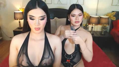 Snapshot of nayumi_edwards chatting on 5, 12, 2025 F R A N Z I A online show from 5, 12, 2025