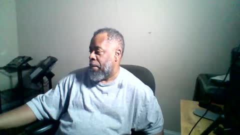 Snapshot of ncmale2021 chatting on 16, 10, 2025 Terry online show from 16, 10, 2025