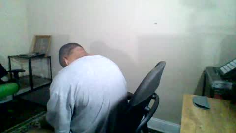 Snapshot of ncmale2021 chatting on 17, 10, 2025 Terry online show from 17, 10, 2025