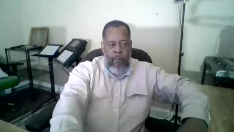 Snapshot of ncmale2021 chatting on 18, 10, 2025 Terry online show from 18, 10, 2025