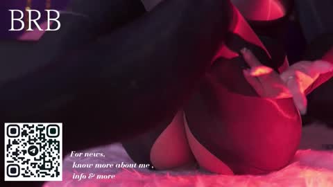 Snapshot of ne_fertari chatting on 21, 11, 2025 Nefertari online show from 21, 11, 2025