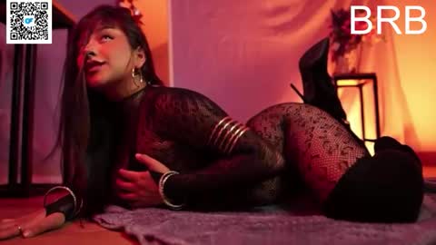 Snapshot of ne_fertari chatting on 15, 12, 2025 Nefertari online show from 15, 12, 2025