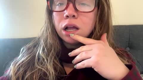 Snapshot of nealiana96 chatting on 2, 12, 2024 Nealiana online show from 2, 12, 2024