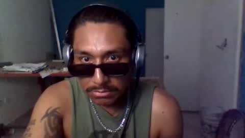 Snapshot of neberhervillalva chatting on 17, 12, 2025 neberhervillalva online show from 17, 12, 2025