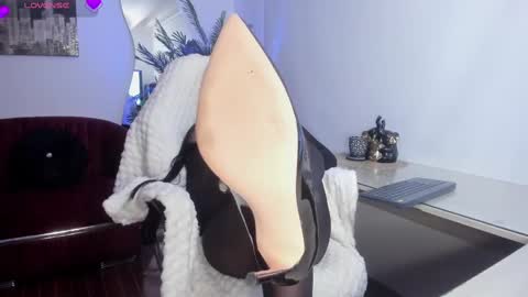 Hellen online show from 27, 2, 2025