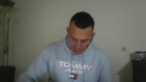 Snapshot of nederland77 chatting on 25, 12, 2024 nederland77 online show from 25, 12, 2024