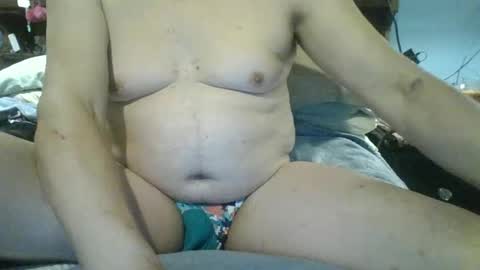 Snapshot of needdaddysgirls chatting on 5, 3, 2025 needdaddysgirls online show from 5, 3, 2025