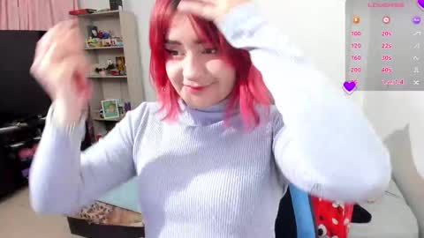 Snapshot of neeko_lol_ chatting on 5, 10, 2025 Geek Nicole im Neeko UwU online show from 5, 10, 2025