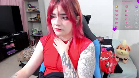 Snapshot of neeko_lol_ chatting on 6, 10, 2025 Geek Nicole im Neeko UwU online show from 6, 10, 2025