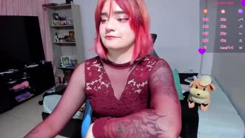 Snapshot of neeko_lol_ chatting on 12, 10, 2025 Geek Nicole im Neeko UwU online show from 12, 10, 2025