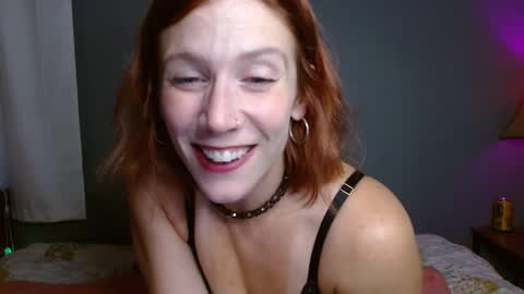 Snapshot of neemcream chatting on 12, 11, 2025 JenniferJen online show from 12, 11, 2025