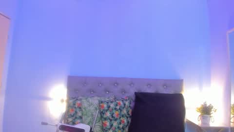 Snapshot of neferet_opal chatting on 29, 11, 2025 neferet_opal online show from 29, 11, 2025