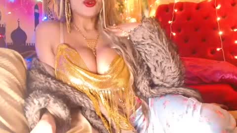 nefertari8 online show from 10, 7, 2026