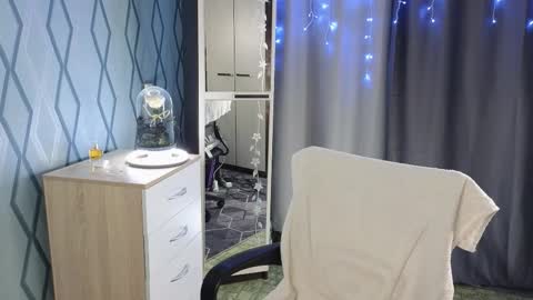 Negan online show from 4, 10, 2025