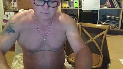 Snapshot of nekkminuttnekkminutt chatting on 13, 12, 2024 NECK online show from 13, 12, 2024