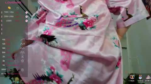 Snapshot of neko_moor chatting on 12, 9, 2025 neko_moor online show from 12, 9, 2025