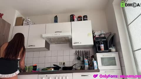 nelarylove online show from 5, 6, 2026