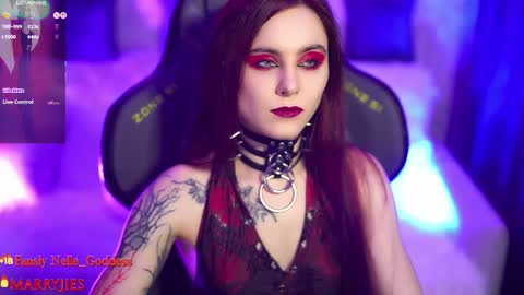 Snapshot of nelle_ chatting on 16, 9, 2025 online show from 16, 9, 2025