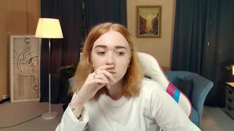 Snapshot of nelliemathers chatting on 20, 11, 2025 Nelli online show from 20, 11, 2025