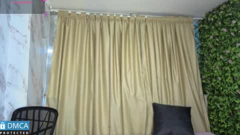 Salome Nena cupcake online show from 25, 3, 2026