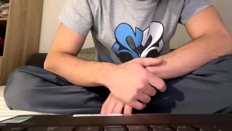 Snapshot of neneo21_ chatting on 9, 1, 2025 neneo21_ online show from 9, 1, 2025