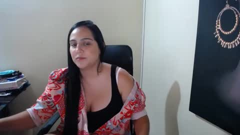 Snapshot of neny445 chatting on 5, 2, 2025 kelly lopez online show from 5, 2, 2025