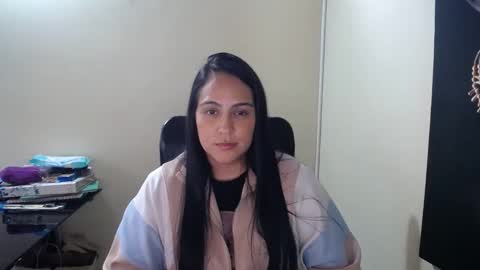 Snapshot of neny445 chatting on 6, 2, 2025 kelly lopez online show from 6, 2, 2025