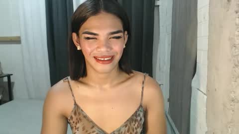 Snapshot of neomi_hardcock chatting on 15, 10, 2025 neomi online show from 15, 10, 2025