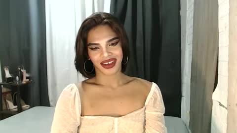 Snapshot of neomi_hardcock chatting on 26, 11, 2025 neomi online show from 26, 11, 2025