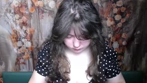 NeonilaLisova online show from 5, 2, 2026