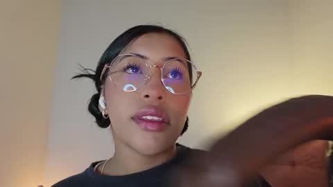 Helena    Every Friday new video for my fan club loves  online show from 18, 9, 2025