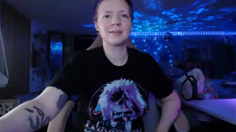 Snapshot of nerdy_squirty chatting on 11, 9, 2025 NerdySquirty online show from 11, 9, 2025