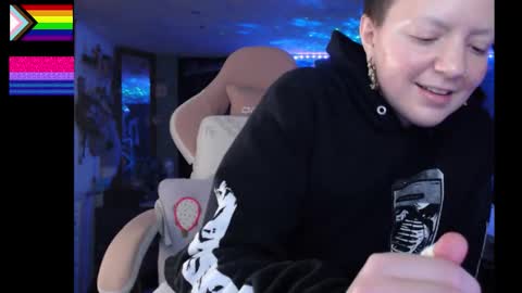 Snapshot of nerdy_squirty chatting on 7, 11, 2025 NerdySquirty online show from 7, 11, 2025