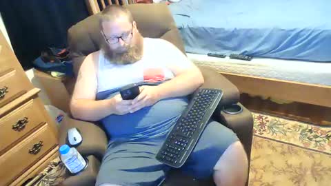 Snapshot of nerdychub4fun chatting on 25, 5, 2026 nerdychub4fun online show from 25, 5, 2026