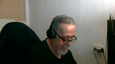 Snapshot of neron401 chatting on 21, 6, 2026 neron401 online show from 21, 6, 2026