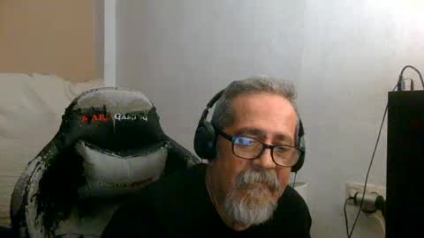 Snapshot of neron401 chatting on 19, 7, 2026 neron401 online show from 19, 7, 2026