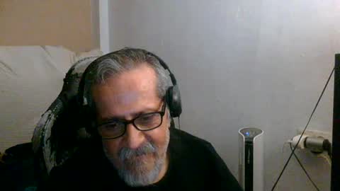 Snapshot of neron401 chatting on 25, 7, 2026 neron401 online show from 25, 7, 2026