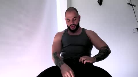 neron XXL online show from 1, 12, 2025