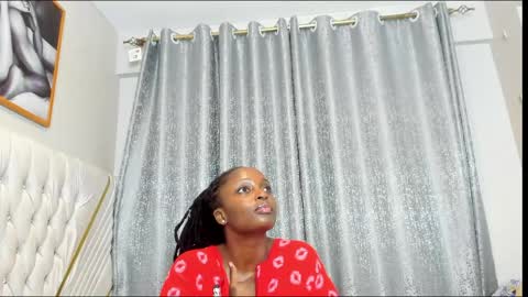 Snapshot of netfux_and_chill chatting on 8, 6, 2026 netfux_and_chill online show from 8, 6, 2026