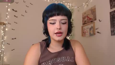 Snapshot of neurotic_witch chatting on 5, 12, 2025 Mar online show from 5, 12, 2025