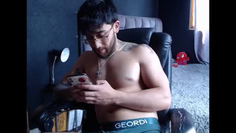 neuttron online show from 19, 11, 2025