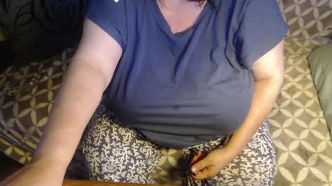 Snapshot of new_milf chatting on 5, 6, 2026 Lilly online show from 5, 6, 2026