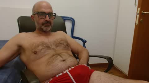 Snapshot of new_simi_74 chatting on 23, 9, 2025 simi online show from 23, 9, 2025