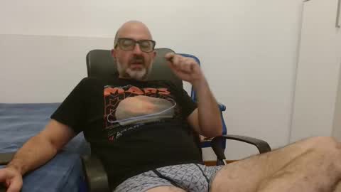 Snapshot of new_simi_74 chatting on 28, 9, 2025 simi online show from 28, 9, 2025