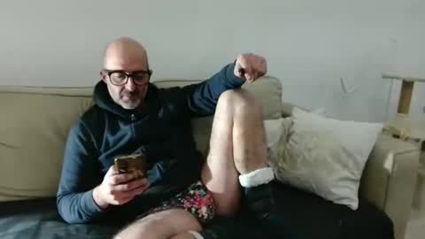 Snapshot of new_simi_74 chatting on 14, 11, 2025 simi online show from 14, 11, 2025